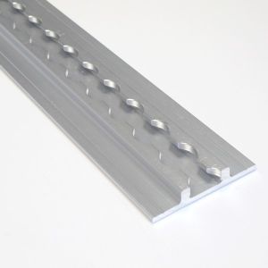 RAIL D'ARRIMAGE AVEC AILES